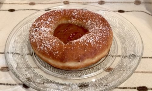 Ausgezogene Krapfen mit Lievito Madre